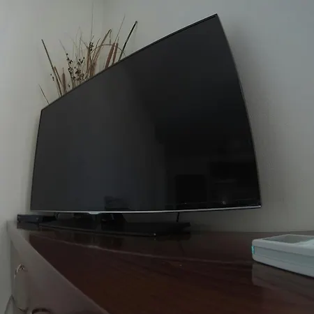 Kodra Apartment *